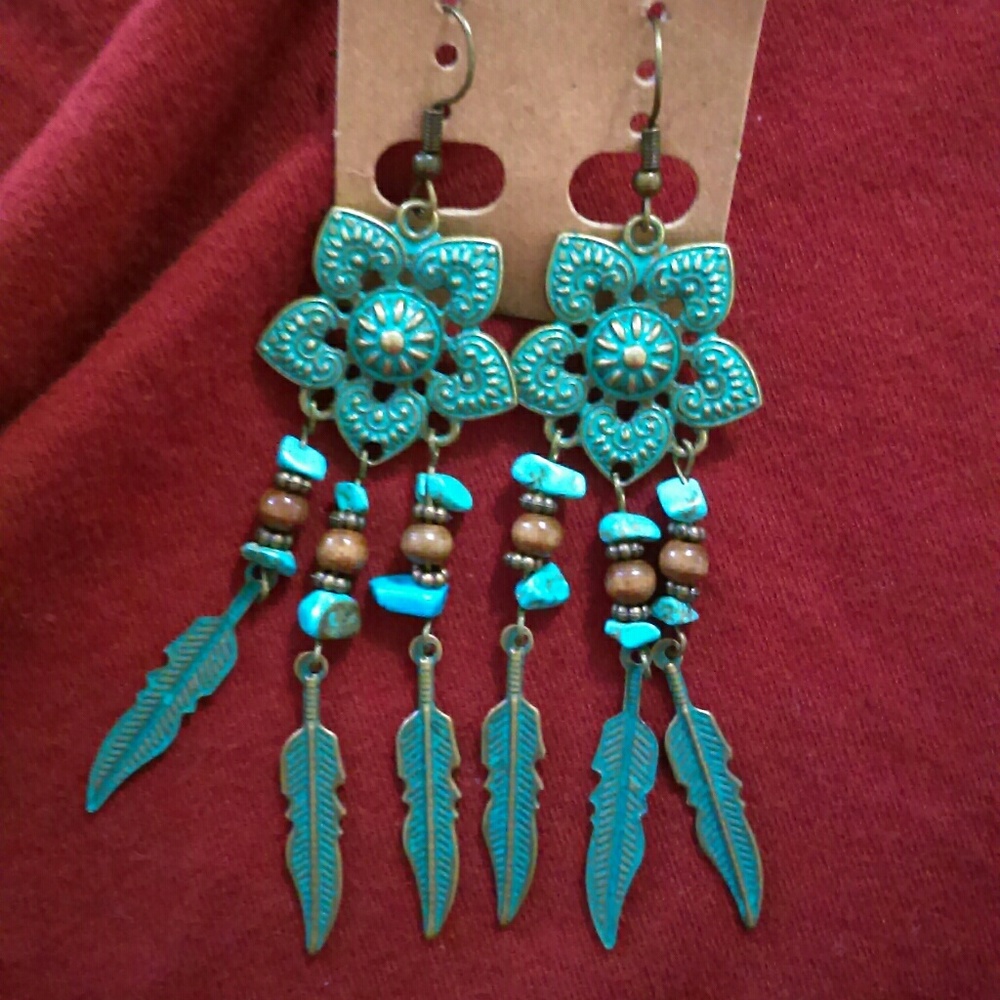NEW Bohostyle Faux Turquoise Boho Hippie Earrings